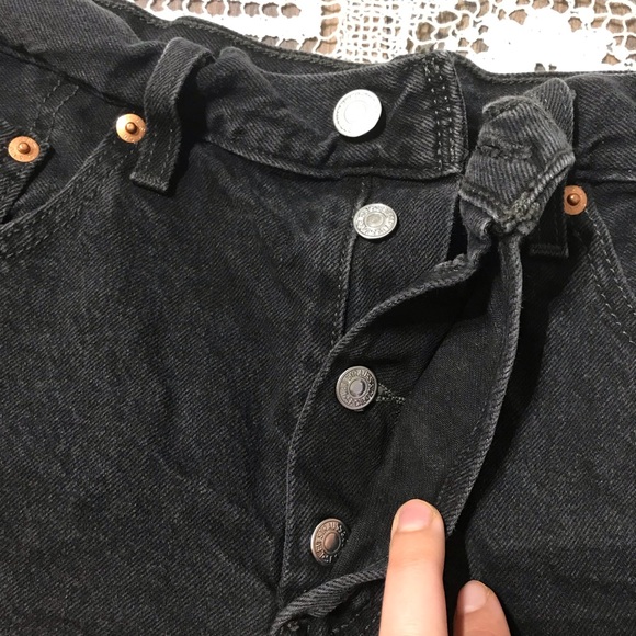 Levi’s 501 button fly denim jean cutoff shorts 30 - Picture 6 of 11
